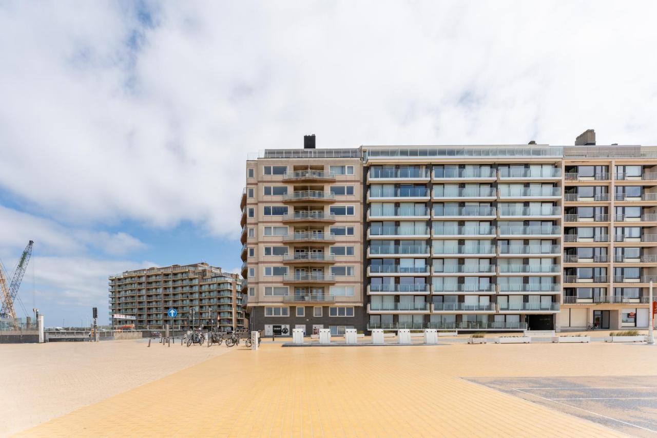 App Met Adembenemende Skyline Zeezichten - 4 Pers Apartment *